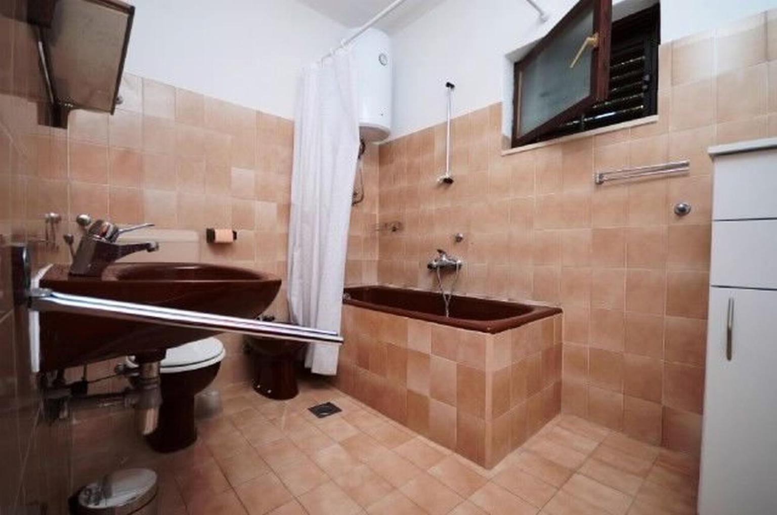 Apartments Marjan Brna Exterior foto