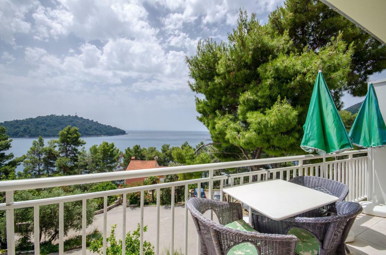 Apartments Marjan Brna Exterior foto