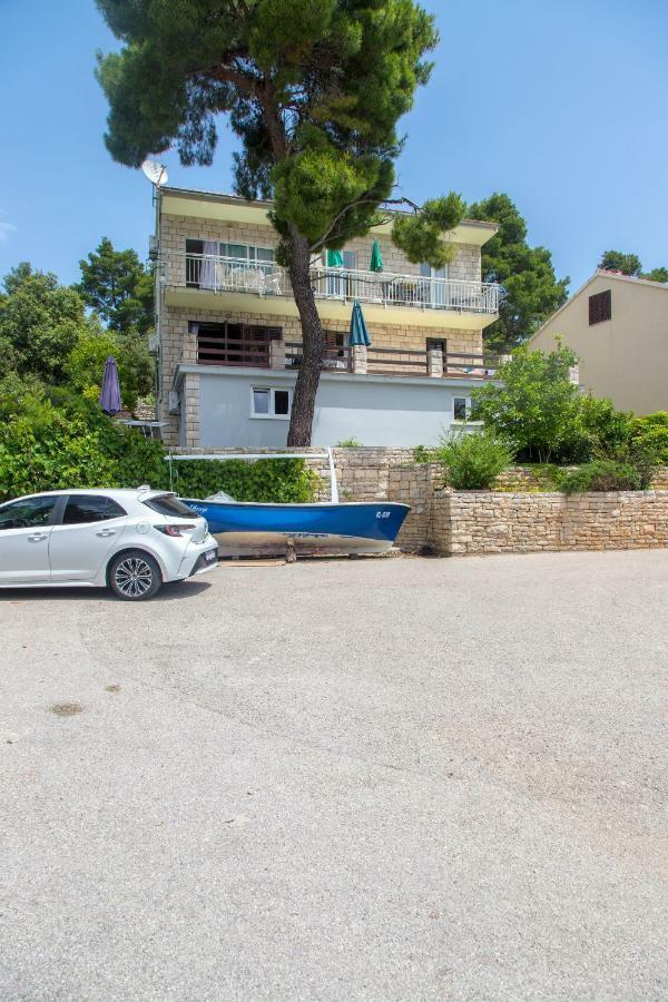 Apartments Marjan Brna Exterior foto